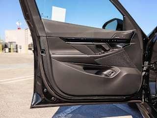 2025 BMW 5 Series 530i